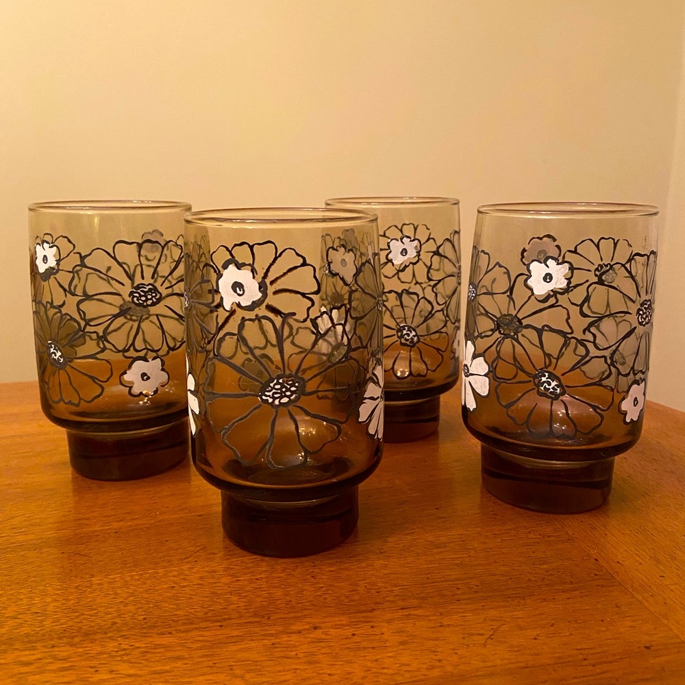 Vintage floral glasses - Set of 4